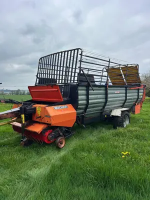 Laderwagen Bucher