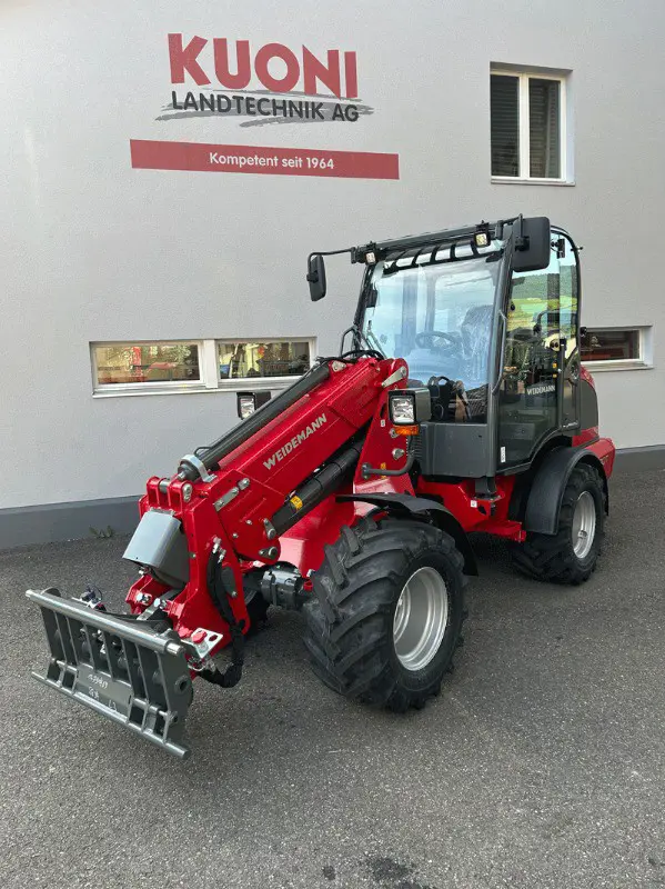 aed6a17b-ba6c-4dd7-aeec-a3f9c54ab053-Weidemann2080-3.jpg