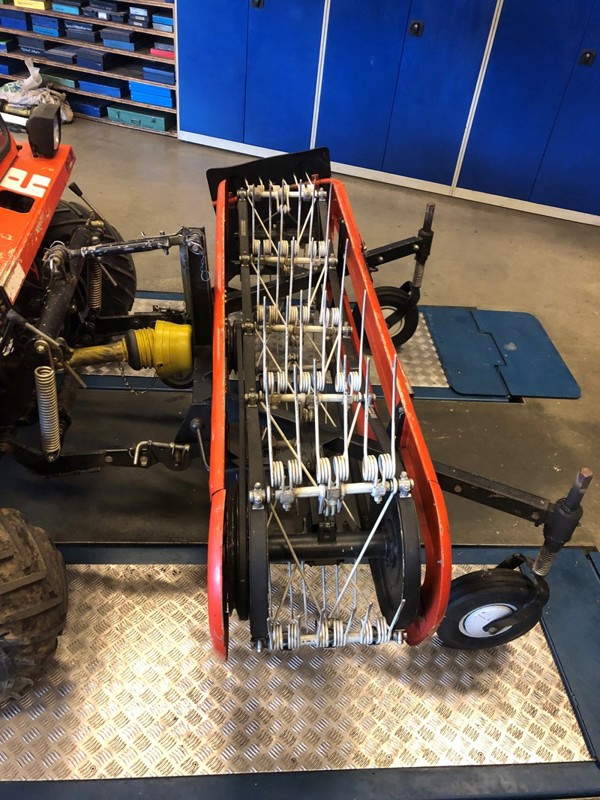 3cef2896-1e4f-428b-b259-ceb0c30d008c-Bandheuer alt.jpg