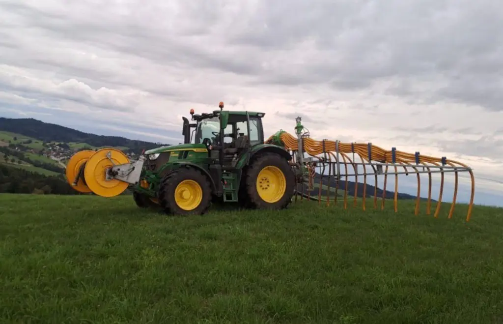 Hochdorfer 12m / Robert Aebi Landtechnik AG