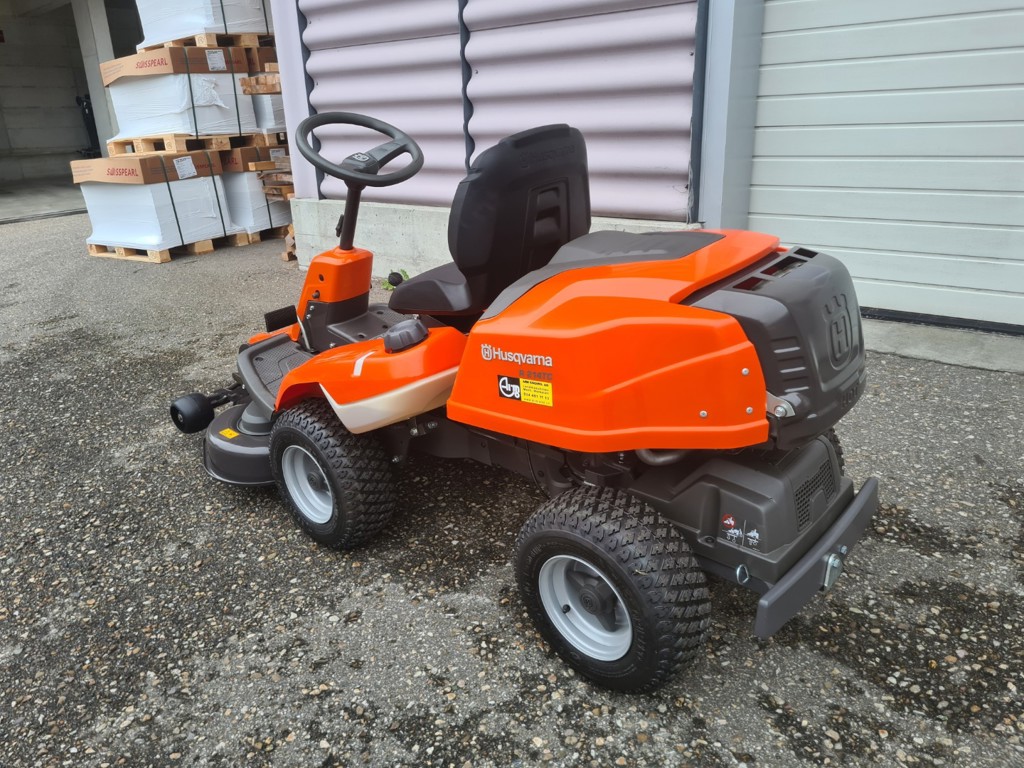 46900255-e0a9-41f2-86c1-8da46f471c73-Husqvarna 214 TC 3.jpg