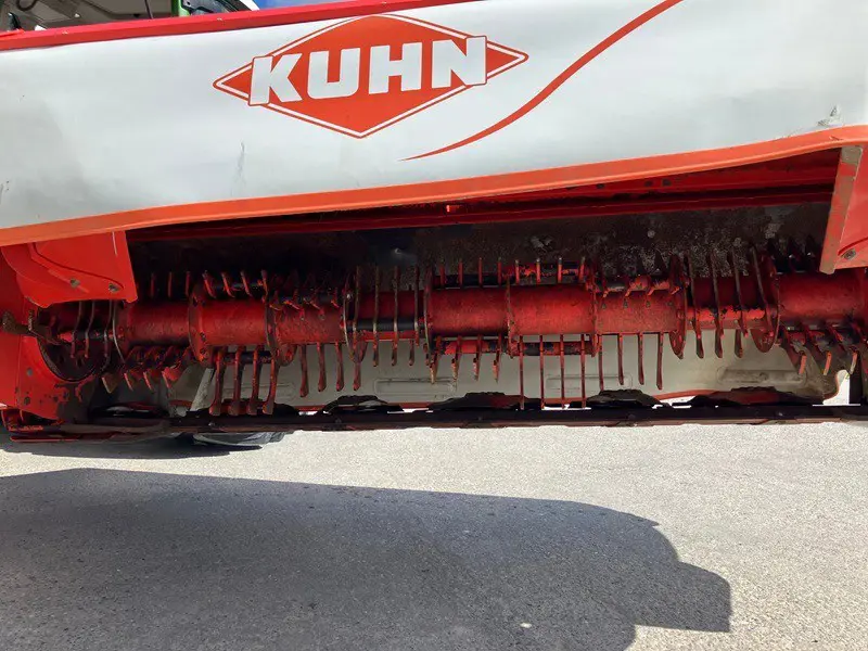 489b34b2-186d-4558-b459-d9082b1be2a4-Kuhn FC 8830 8.jpg