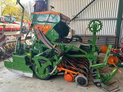 Säkombination AMAZONE (KE3000 & ADP303)