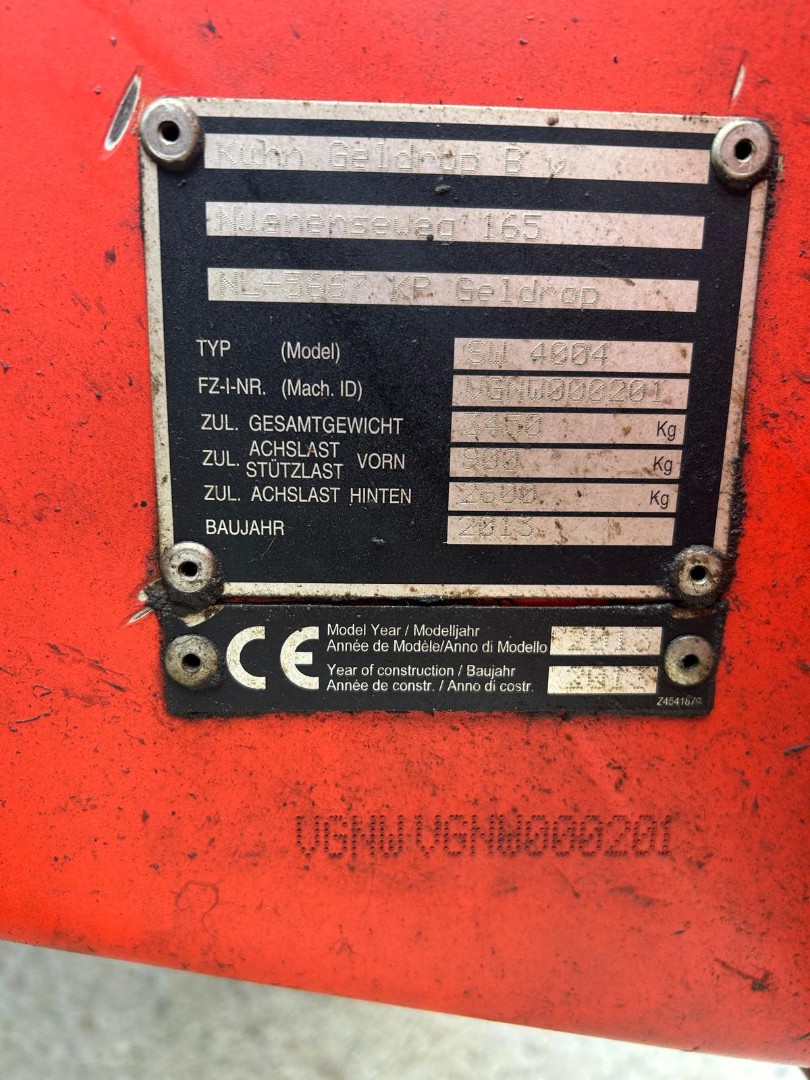 a0084eff-7906-4eee-bfa2-ccced1a28698-WhatsApp Image 2025-03-12 à 07.png