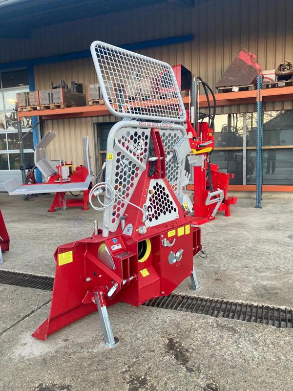 cbcf2821-d074-42f6-a5b3-446d8468ff2d-WhatsApp Image 2023-12-28 à 16.14.59_a31610c5.jpg