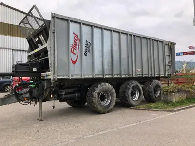 Fliegl Gigant ASW 270
