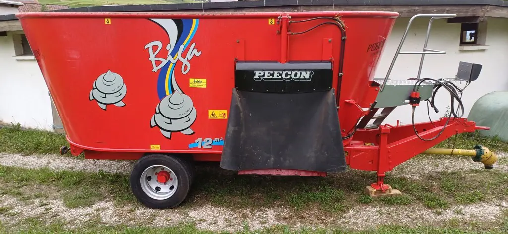 Futtermischwagen Peecon 12 m3