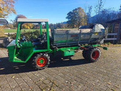 Schilter 1800 (1977) mit Gafner Miststreuer H1800