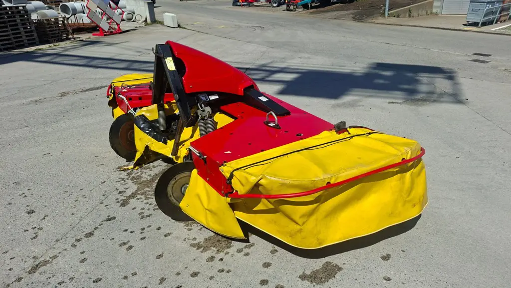 Faucheuse frontale FELLA KM3140 FP-V