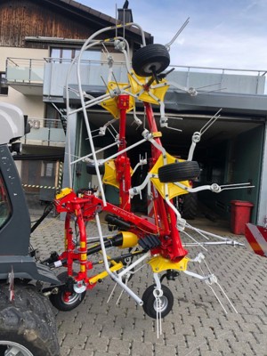 Pöttinger Kreiselheuer Hit Alpin V6260