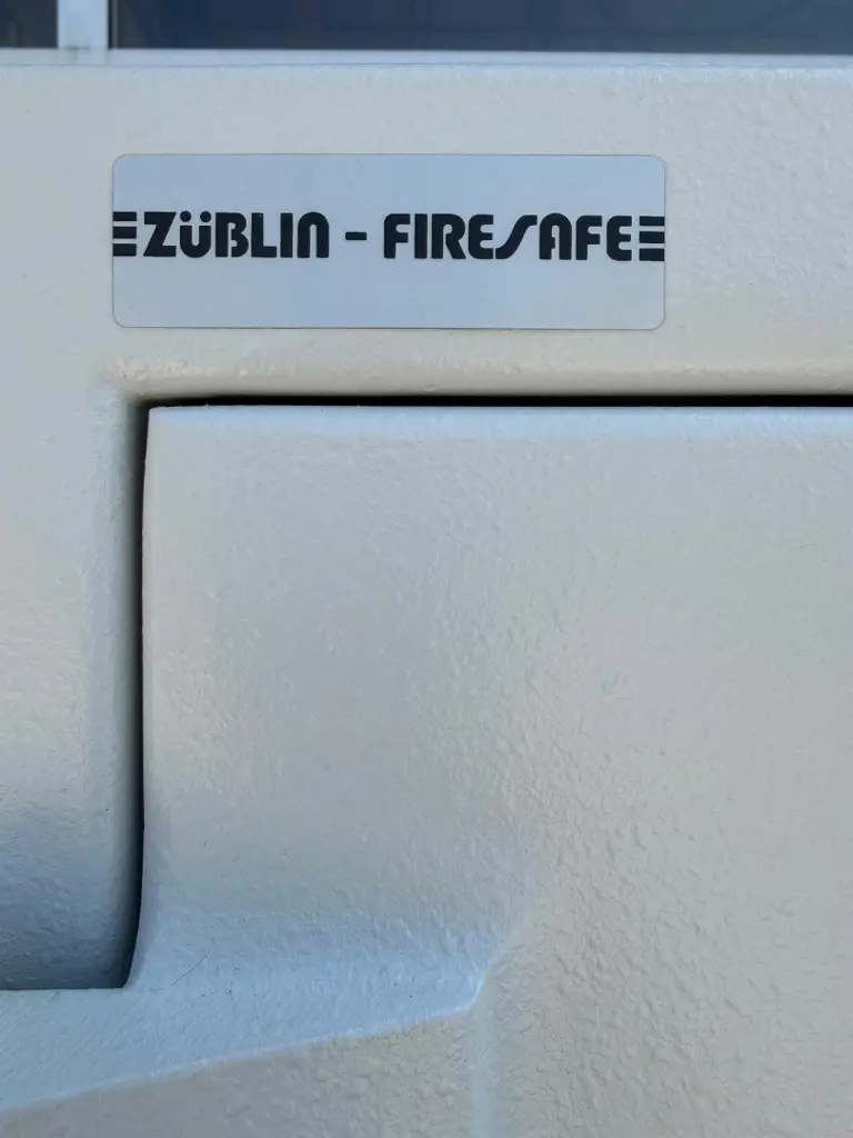 d88af277-d6f8-4a72-b5f1-4480f4d15b64-Züblin_Sicherheitsschrank_06.jpg