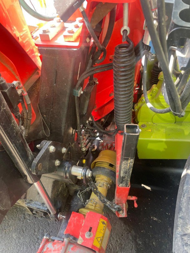 1b4a4b9d-b591-4b8d-b6e0-3244dd247a2d-WhatsApp Image 2025-10-30 à 09.jpg