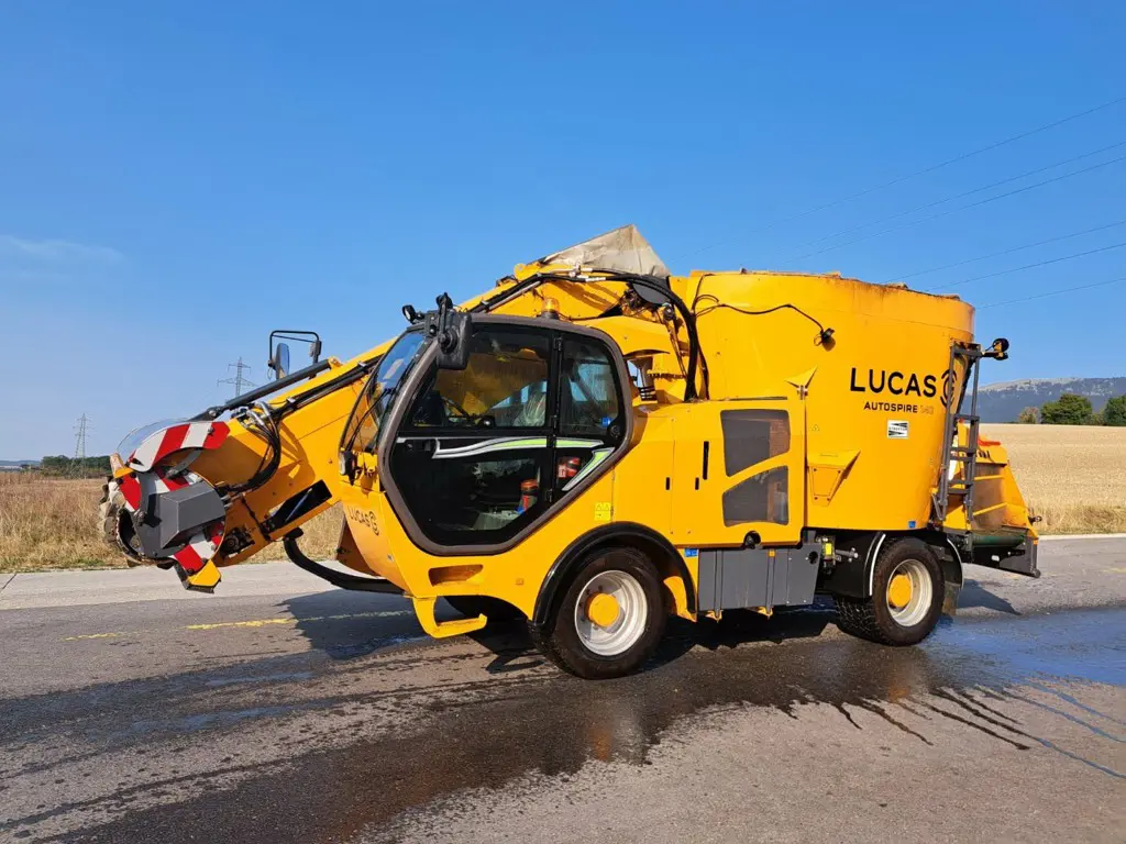 Selbstfahrmischwagen LucasG Autospire 140