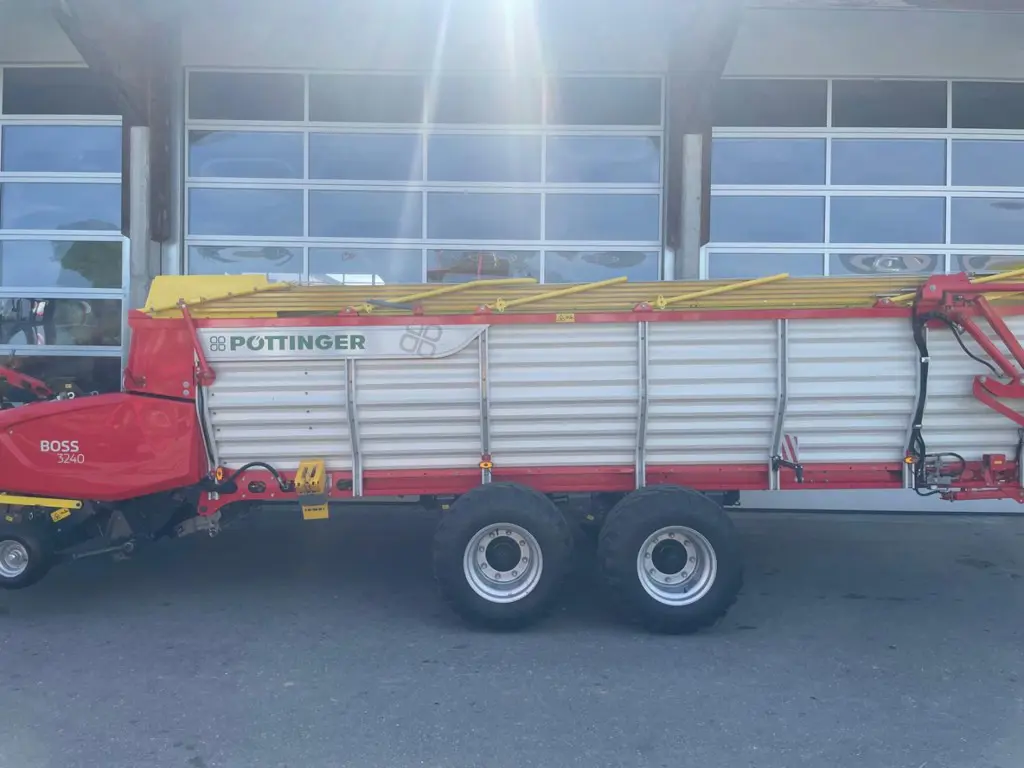 fec57646-7185-48d3-ad17-96c7df51be70-WhatsApp Image 2025-09-08 à 14.jpg