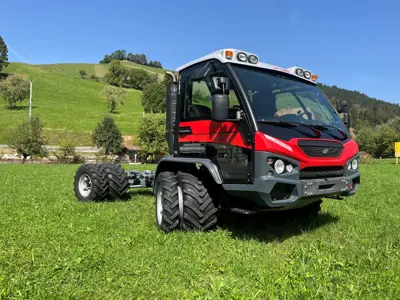 AEBI TP420 MIT FEDERUNG U. ALLRADLENKUNG
