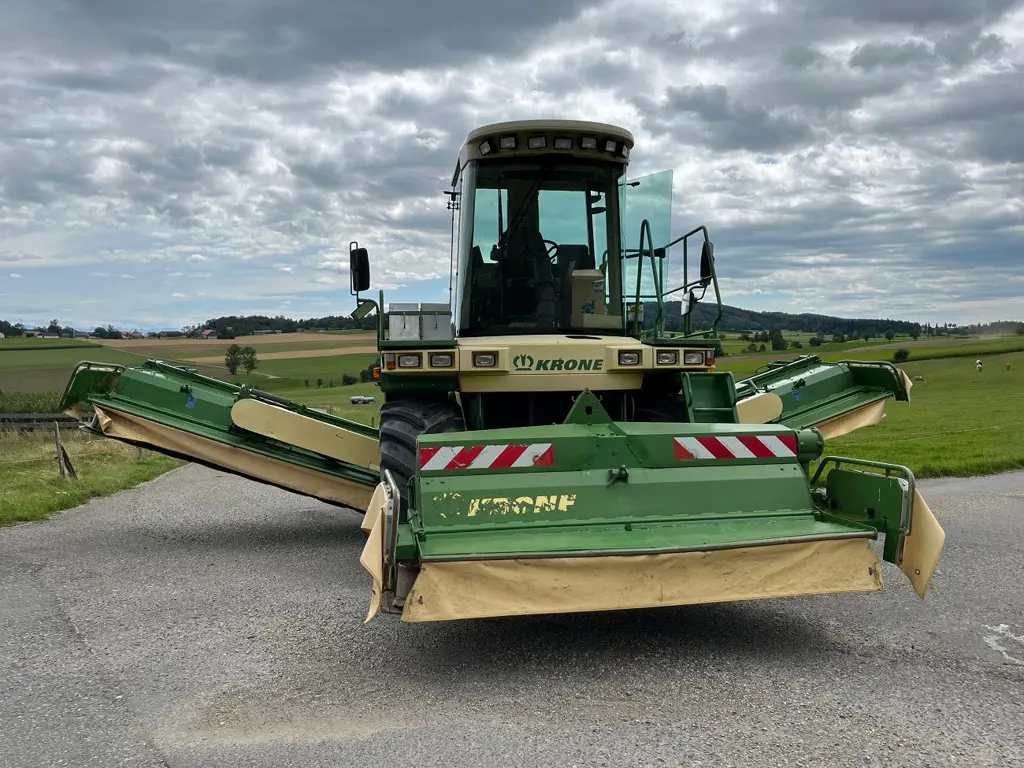 84ee3f19-b4f1-4659-b682-ce3d33729465-Krone Eugster (18).jpg