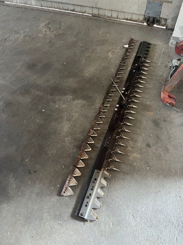 dcc27568-04d9-499f-8a1b-af12c3c3fa6f-Messerbalken 2.jpg