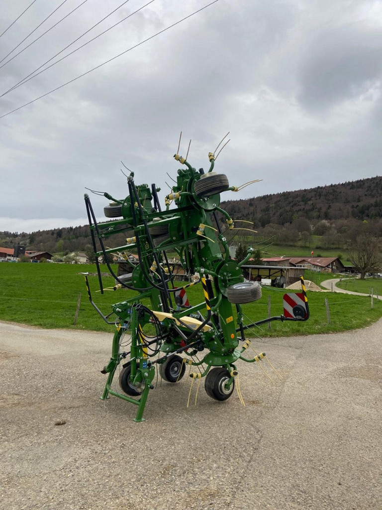 44ccbe16-6de5-4626-afa1-150128635e44-Krone Vendro 900 (16).jpg