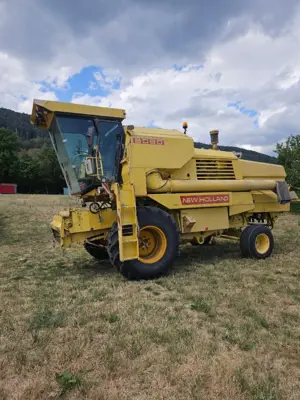 Moissonneuse Batteuse New Holland 8080