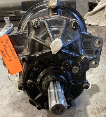 REFORM Frontzapfwellengetriebe zu Mounty 80 / 100
