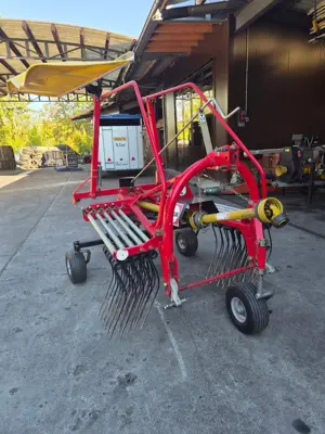 Kreiselschwader Fella TS 351 Frontanbau