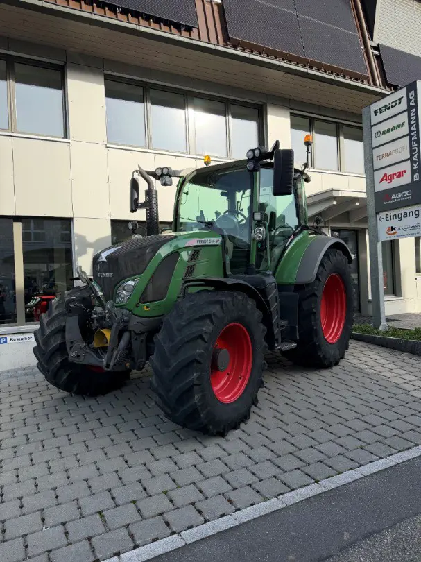 Fendt 516 Vario SCR