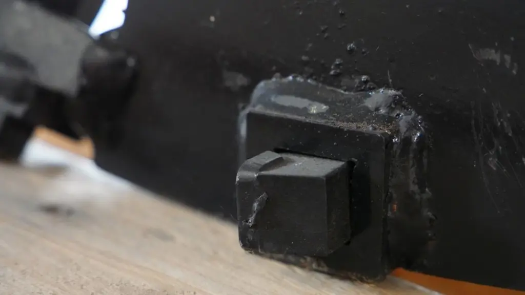 04ef12a0-3810-45ac-b87b-9b229b5c4a7e-Edge attachment.jpg