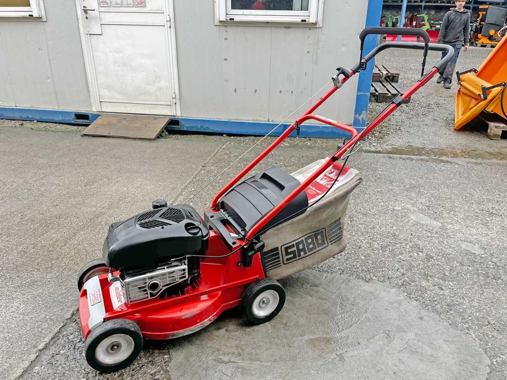 8ebe19f9-dc0e-41a9-b11c-89a99534a60e-21467-Sabo-Rasenmäher-Benzin-43-Compact-(2).jpg