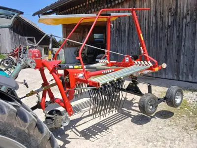 Kreiselschwader Fella TS 400 DN