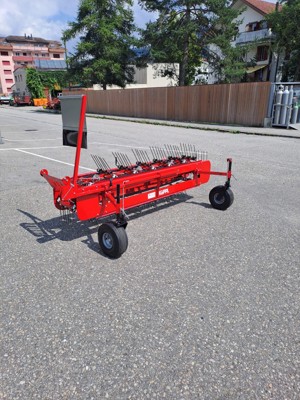 Bandheuer, Bandrechen, Heumaschine Köppl KK230