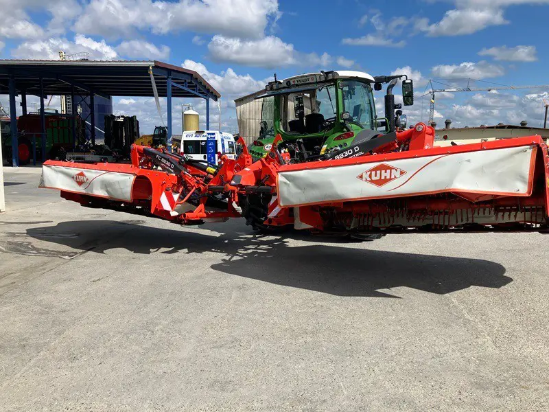 29d8818c-00c4-4fec-bc84-6472bc766bd4-Kuhn FC 8830 6.jpg