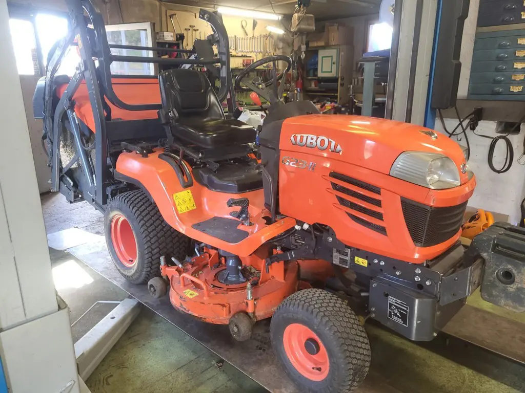 Tracteur Kubota G 23