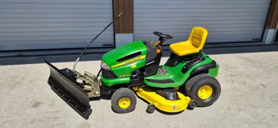 Rasentraktor John Deere