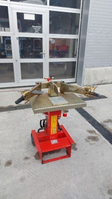 Holzspalter Götschmann 7.0to Kurzholz bis 50cm