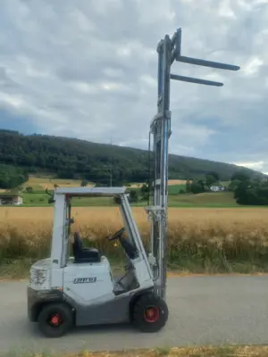 Dieselstapler FIAT 2,0T  Diesel - Stapler Triplexmast mit Vollfreihub und Seitenschieber , Iveco Dieselmotor , Hubstapler Gabelstapler Hoflader Teleskoplader