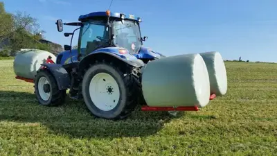 3 auf einen Streich...Rundballengabel, Kombi