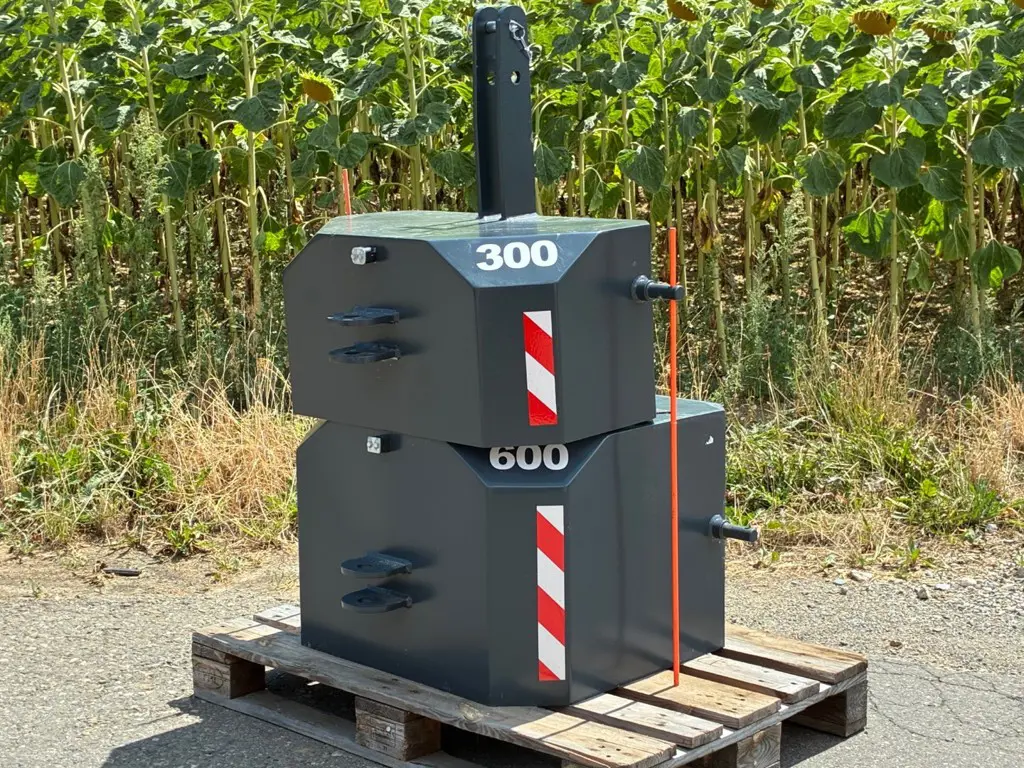 67bf8c23-7d6f-4346-8800-96f215134673-300 +600kg Front.jpg