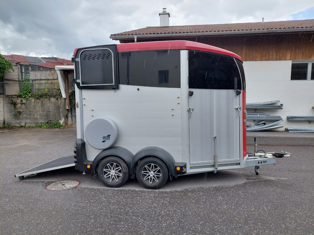 329ea4f2-19c5-4124-982f-713c53cb7ecd-WhatsApp Image 2025-06-04 at 13.png