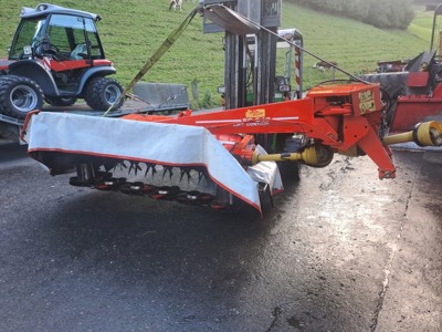 Seitenmähwerk Kuhn FC 243