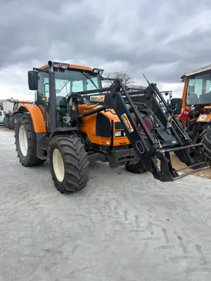 Traktor Renault Ares 540