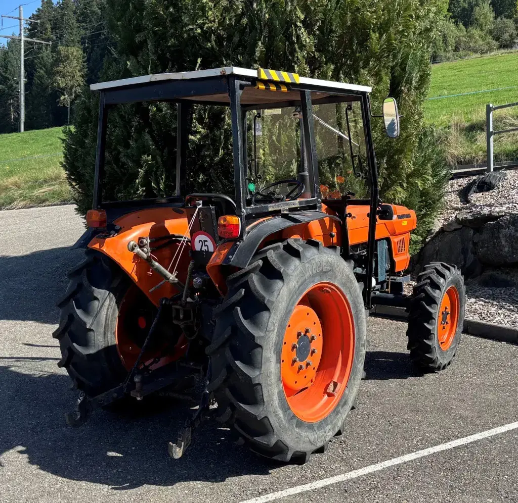 9bafc94e-ded2-433d-ae71-7bb21c7da8d9-Kubota L 345 DT 3.jpg