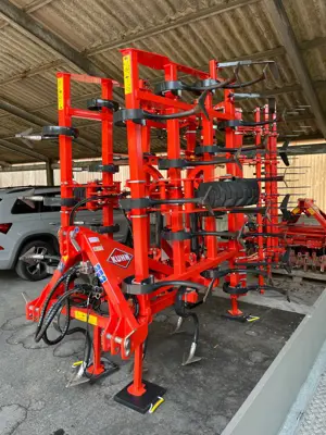 Grubber / Déchaumeur KUHN PROLANDER 500R / Kuhn Center Schweiz