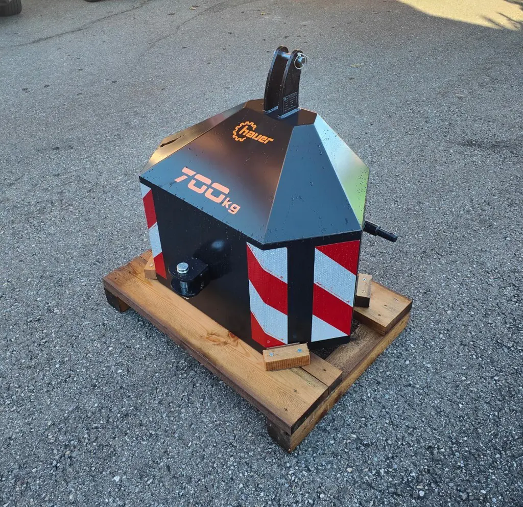 Dreipunktgewicht 700 kg