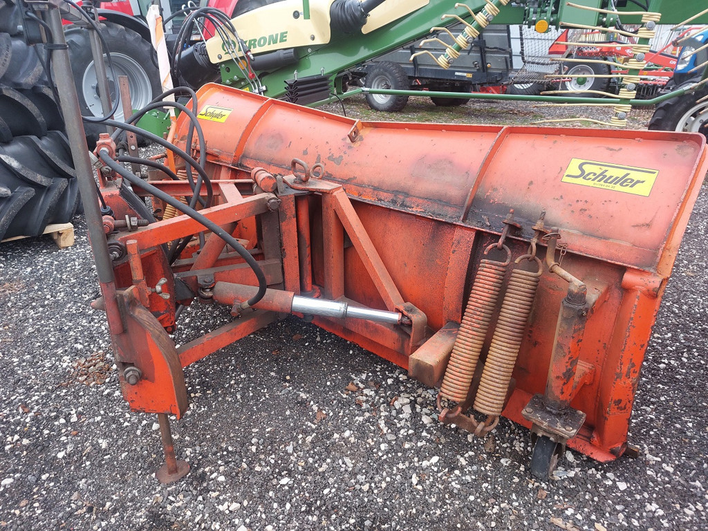 3dfed9e4-4104-4f08-b609-94c90e13864e-Schuler Müller (3).jpg