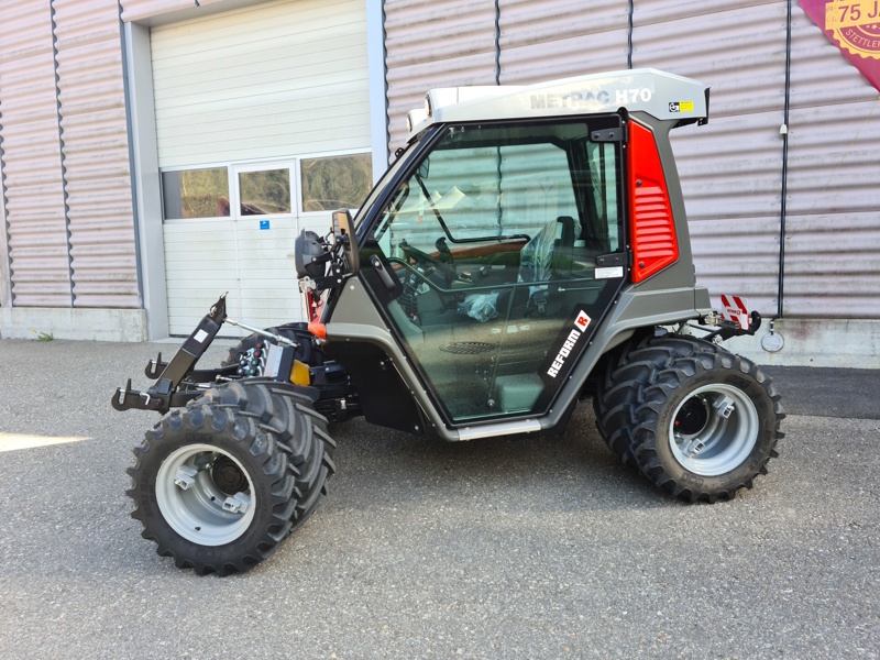 29e9cf32-b795-4315-9121-563bfe3ad9a2-Refrom H 70 VO. 2.jpg