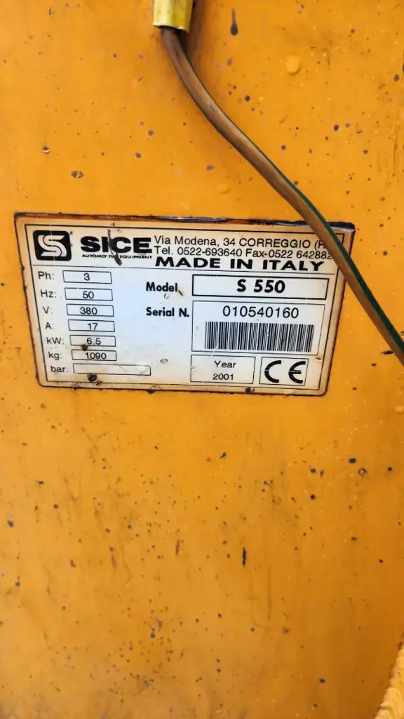 cdaec666-5b8d-42f8-81ac-eed732057e14-Reifenmontiermaschine_Sice_S550_ LMB-Maschinen GmbH_ 8.png