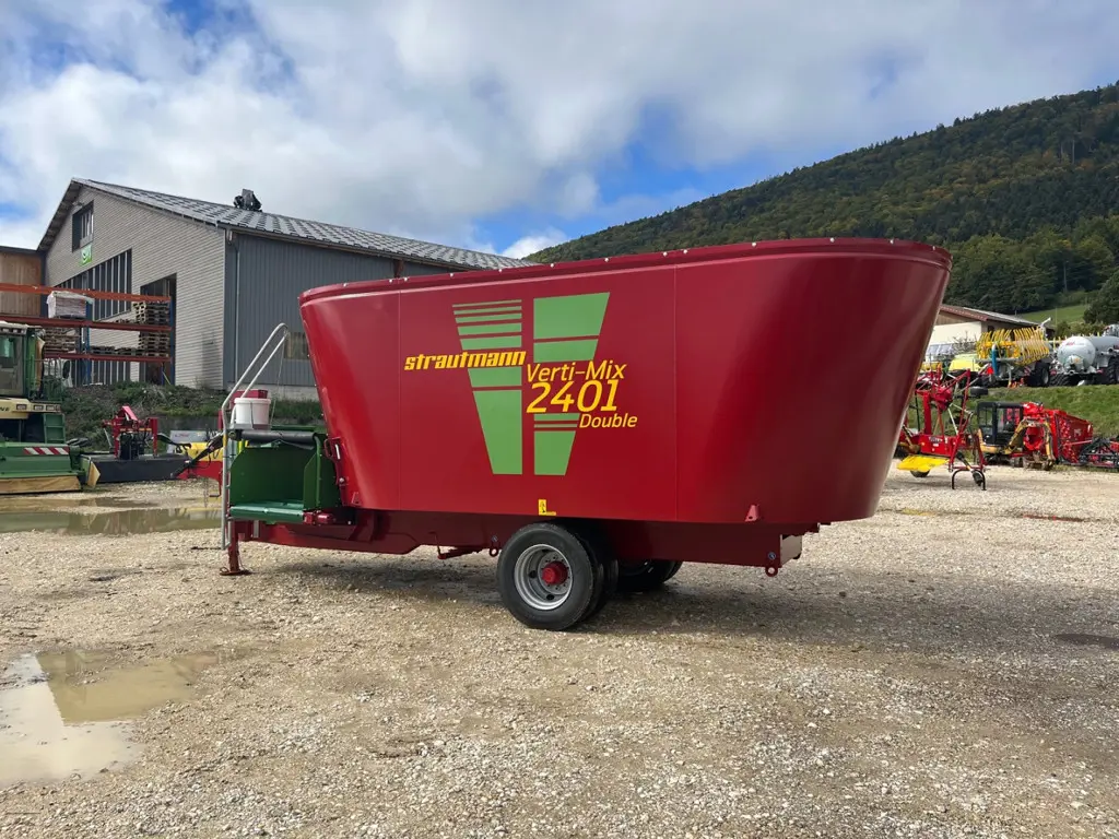 ea4f566c-79a4-45c6-bad6-b01c55d97fd1-Strautmann 2401 (1).jpg