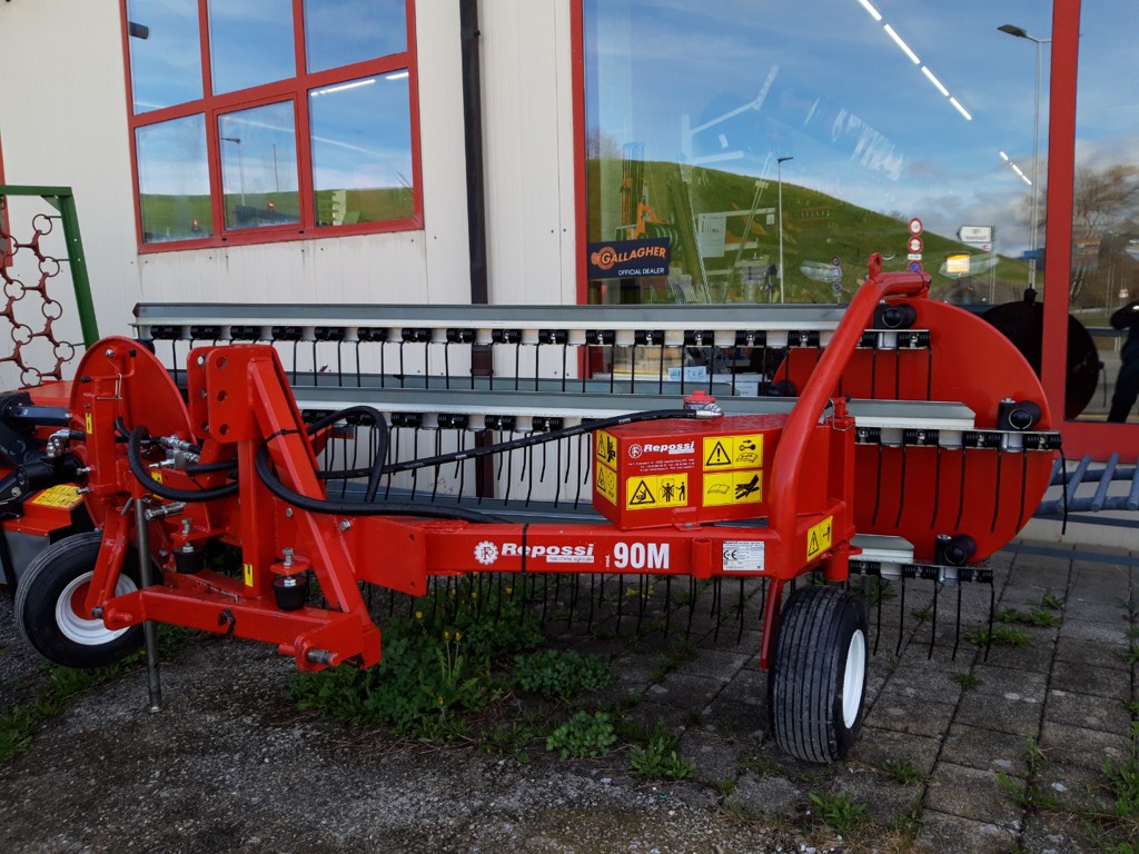 b80449a9-b915-4b7f-9287-2bab2d3046a6-Kammschwader_90M_20250414_101133 (3).png