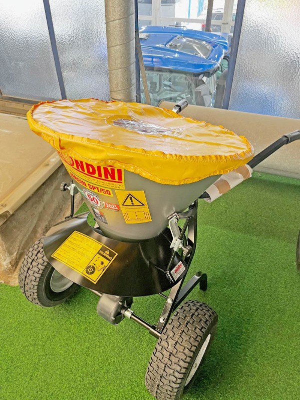 97005bc0-ee63-4cc4-a80e-0b0d2eaedfcd-36183-Rondini-Salzstreuer-SPT-50-(7).jpg