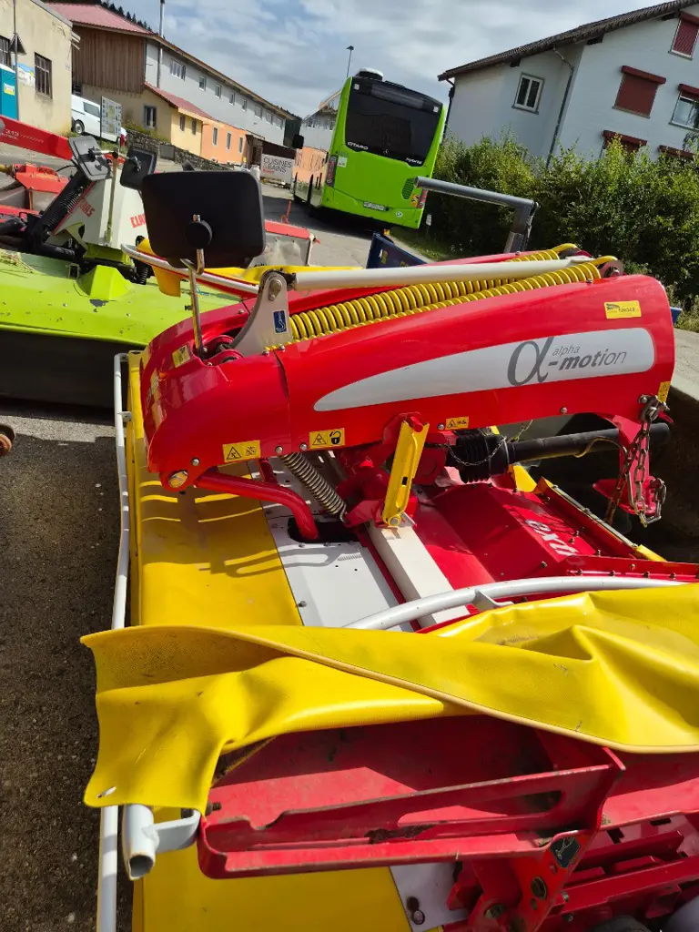 faucheuse frontale Pöttinger EUROCAT 311